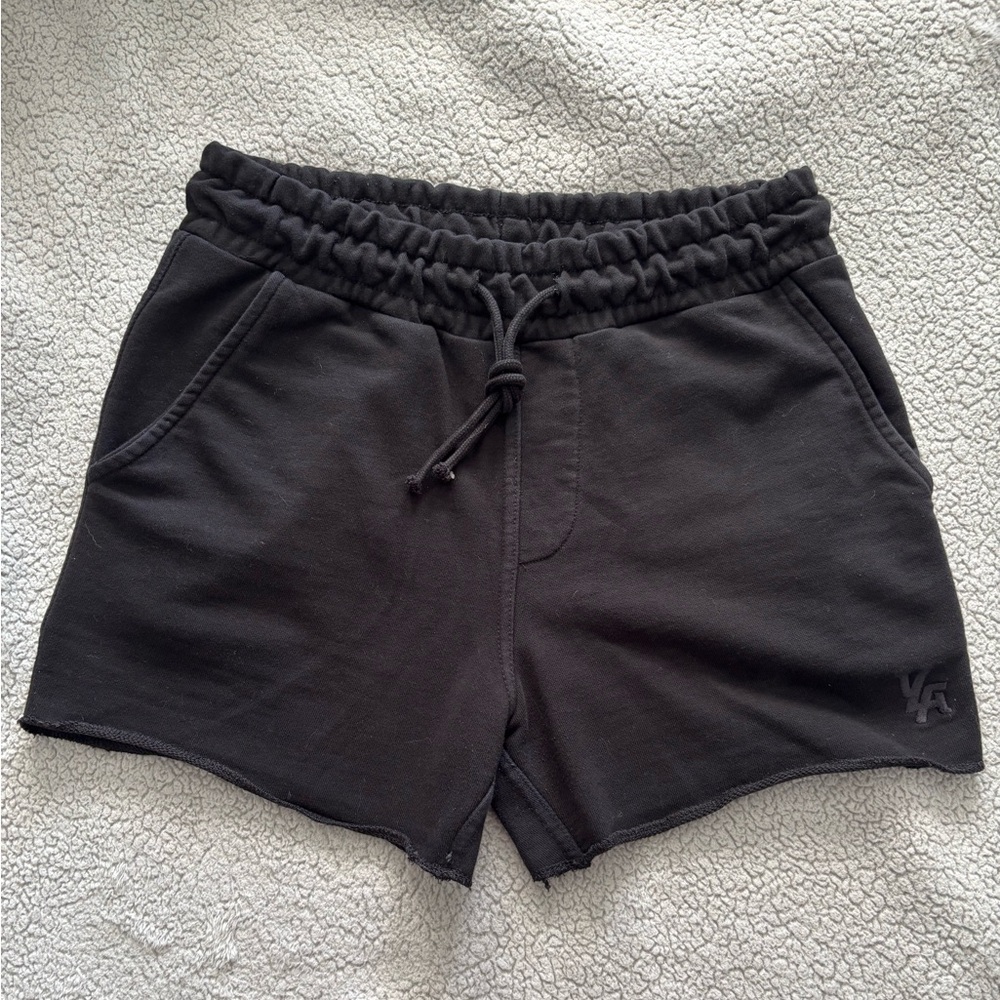 YoungLA black Shorts